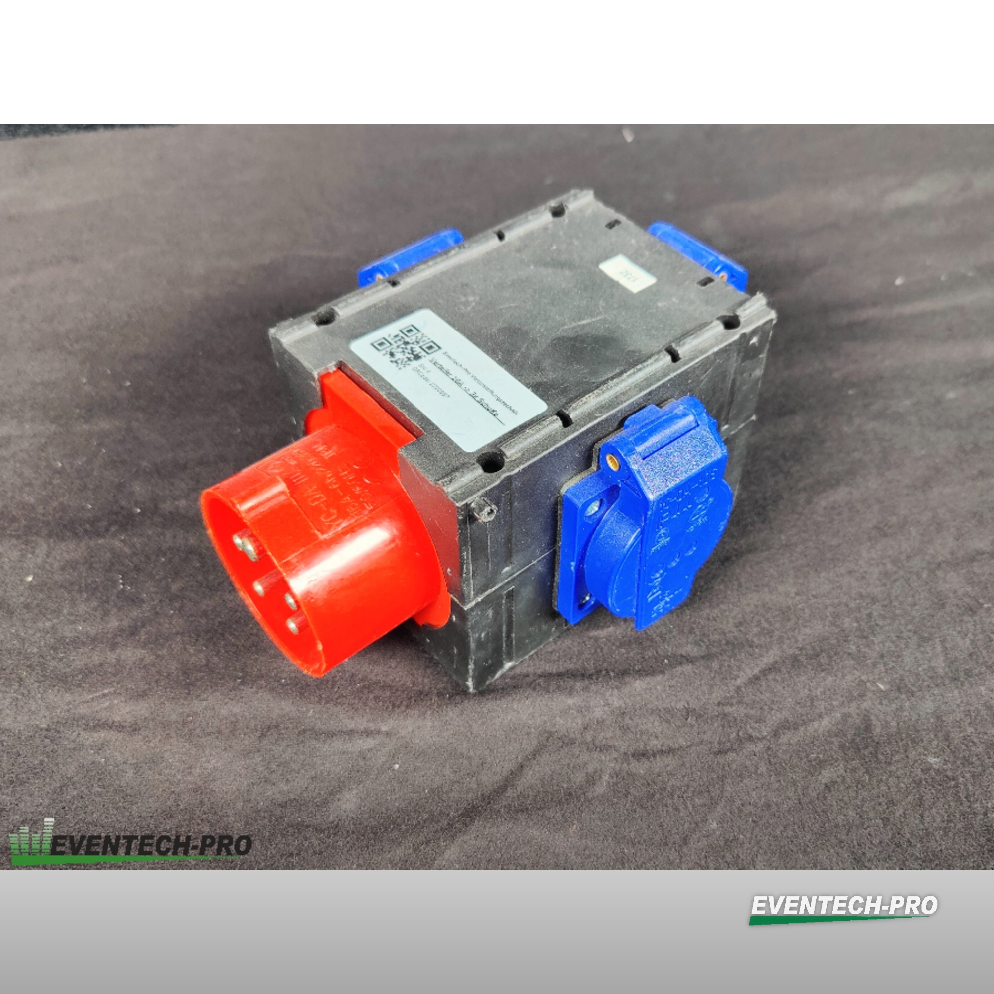 Verteiler CEE 16A -> 3x Schuko